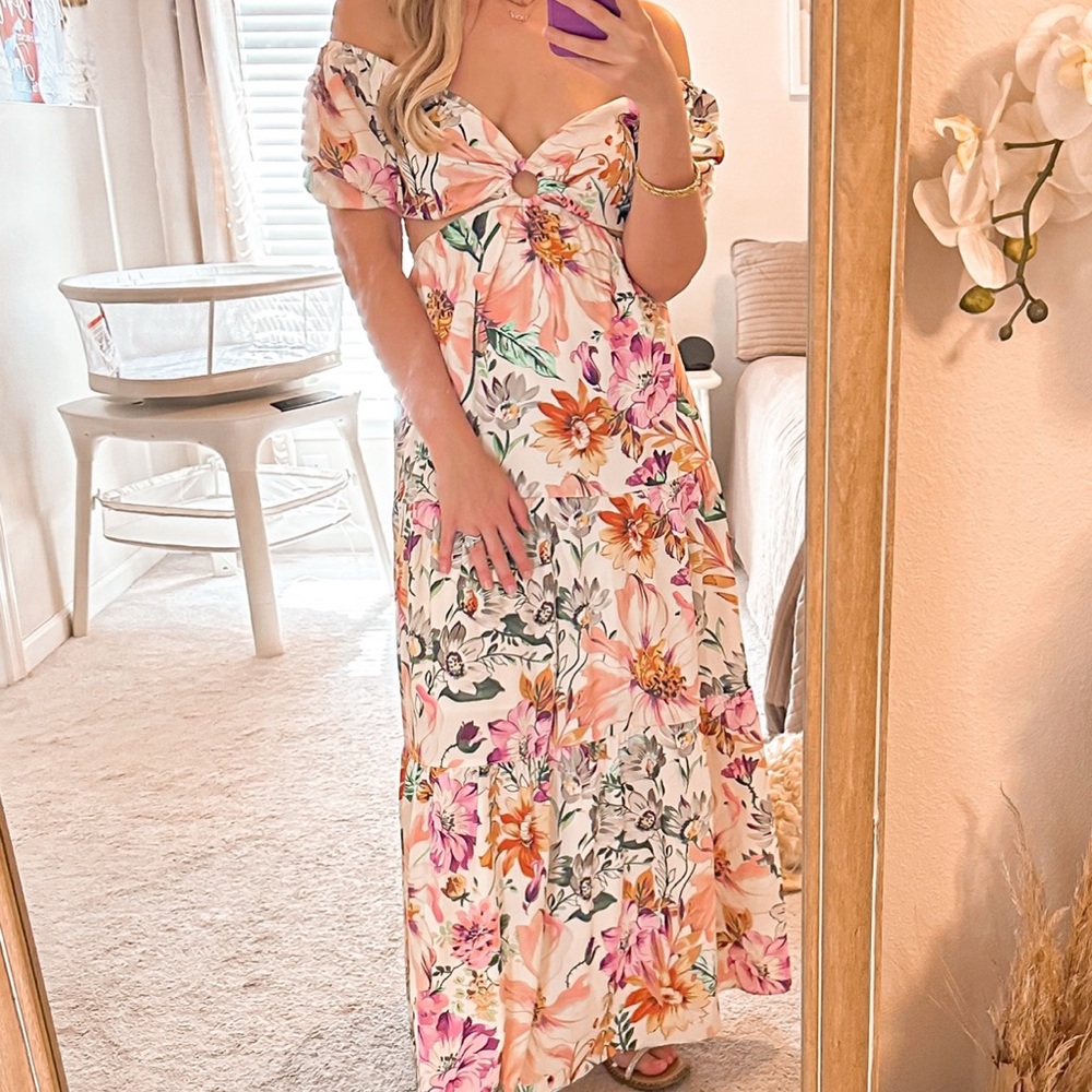 VICI Fabiana Floral Cutout Maxi